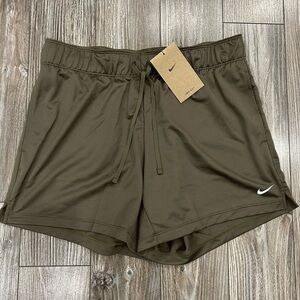 Nike Training Shorts Olive Green